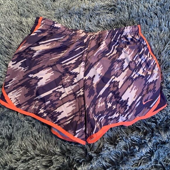 Nike Tempo Camo Running Shorts - Picture 1 of 5